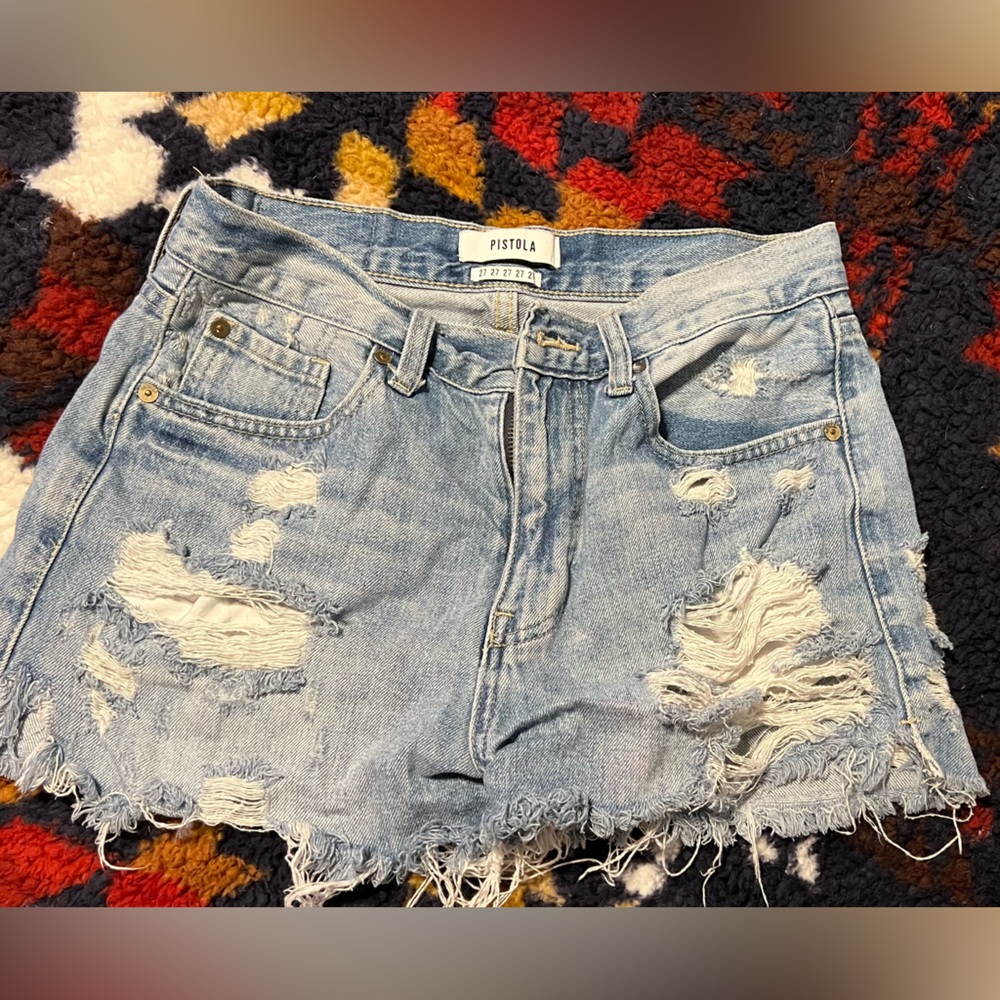 Pistols jean shorts w/ rips